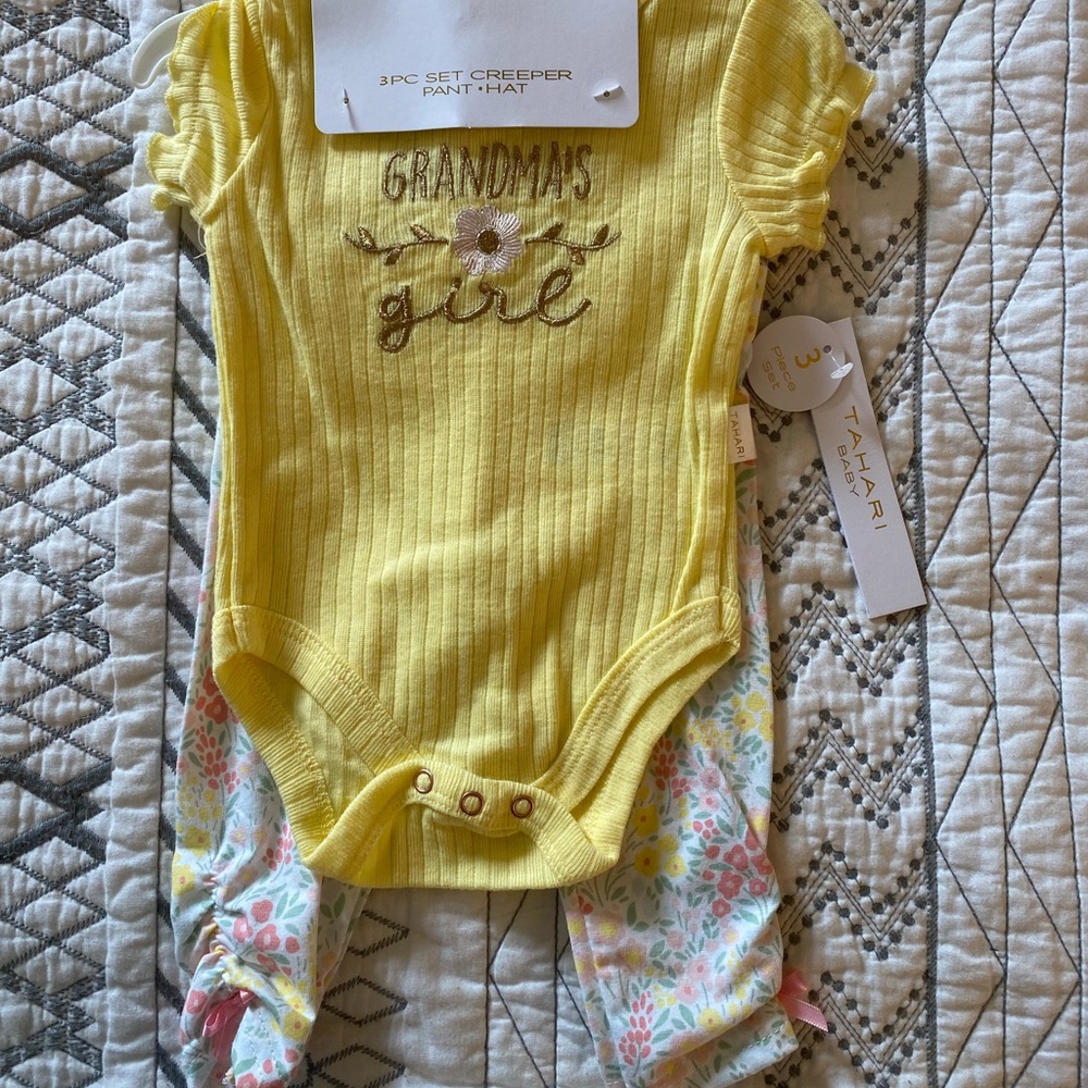 NWT Tahari Baby | Grandmas Girl | 3 Piece Set 0-3‎ Month